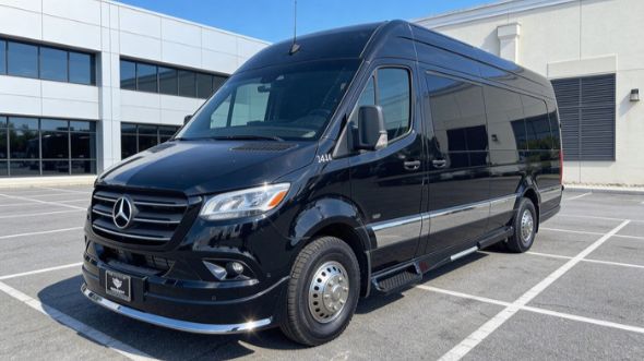 10 passenger sprinter van garland