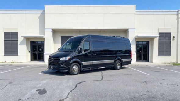 15 passenger sprinter van garland