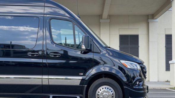 garland 12 passenger sprinter van