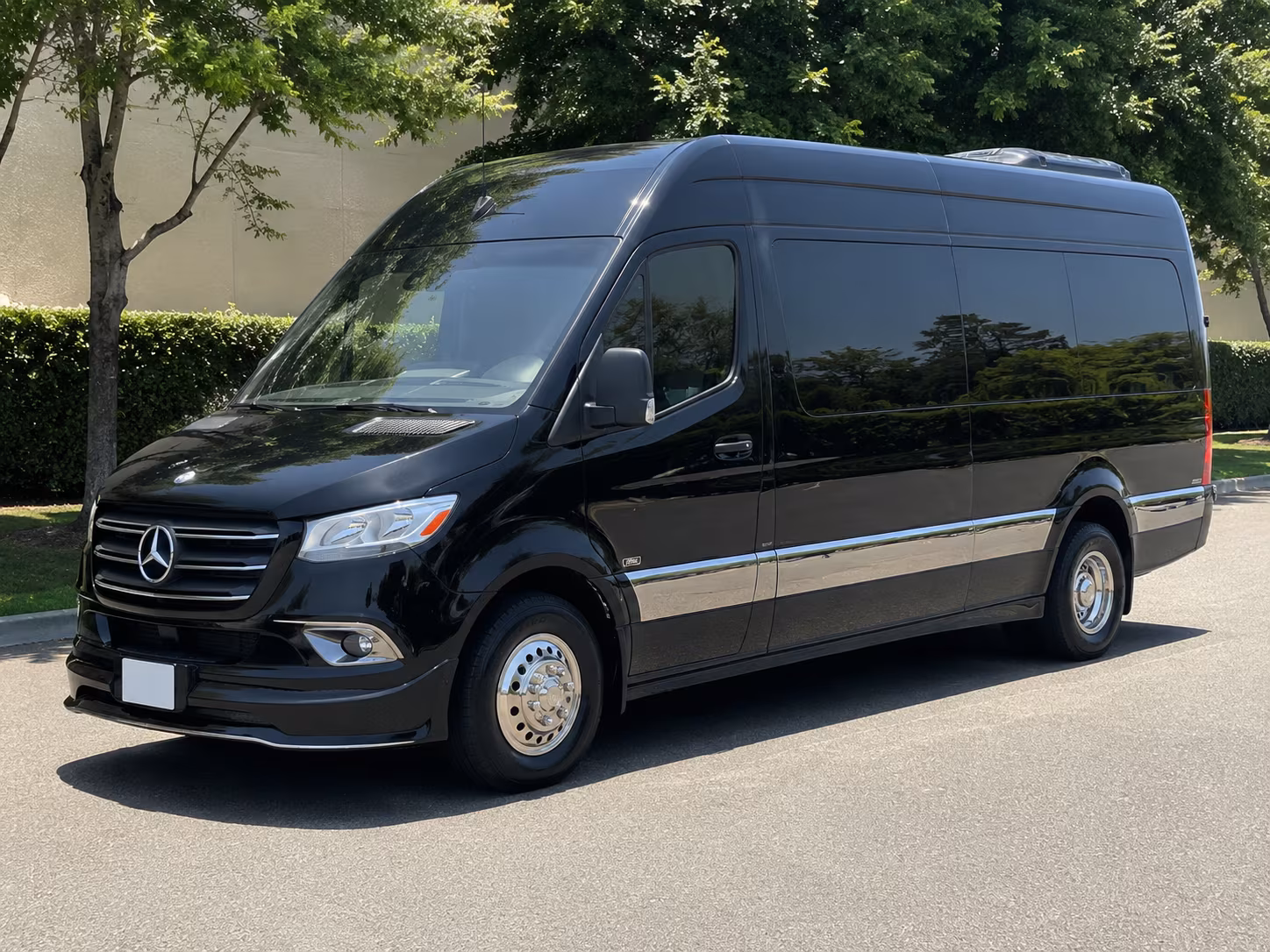 find the perfect transportation for your next airport transfer 2