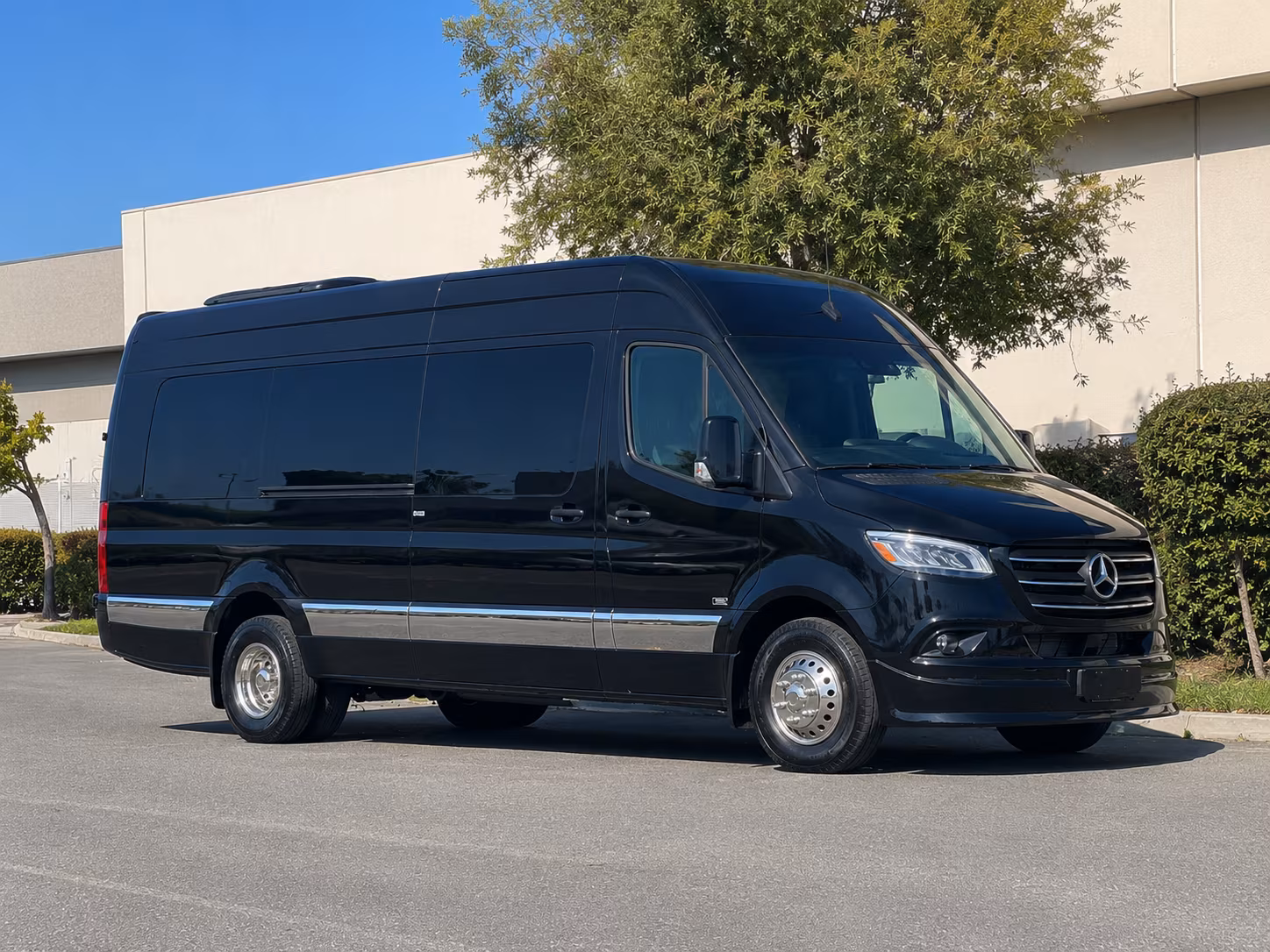late night and red eye garland airport sprinter van pickups any hour